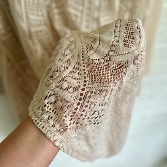 BCBGMaxAzria Long Sleeve Lace Dress, SZ M EUC! - Picture 2 of 7